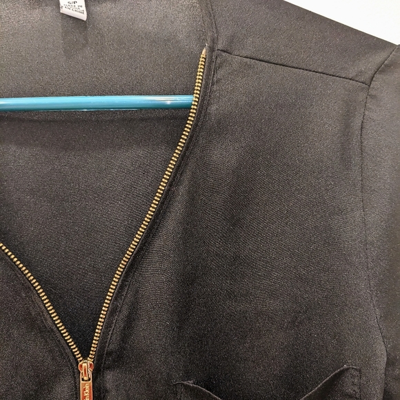 Calvin Klein two pocket black blouse w. Gold zipper - S - Picture 2 of 5